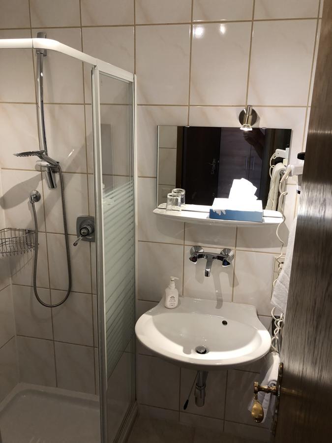 Hotel Heuberger Hof, Wehingen エクステリア 写真