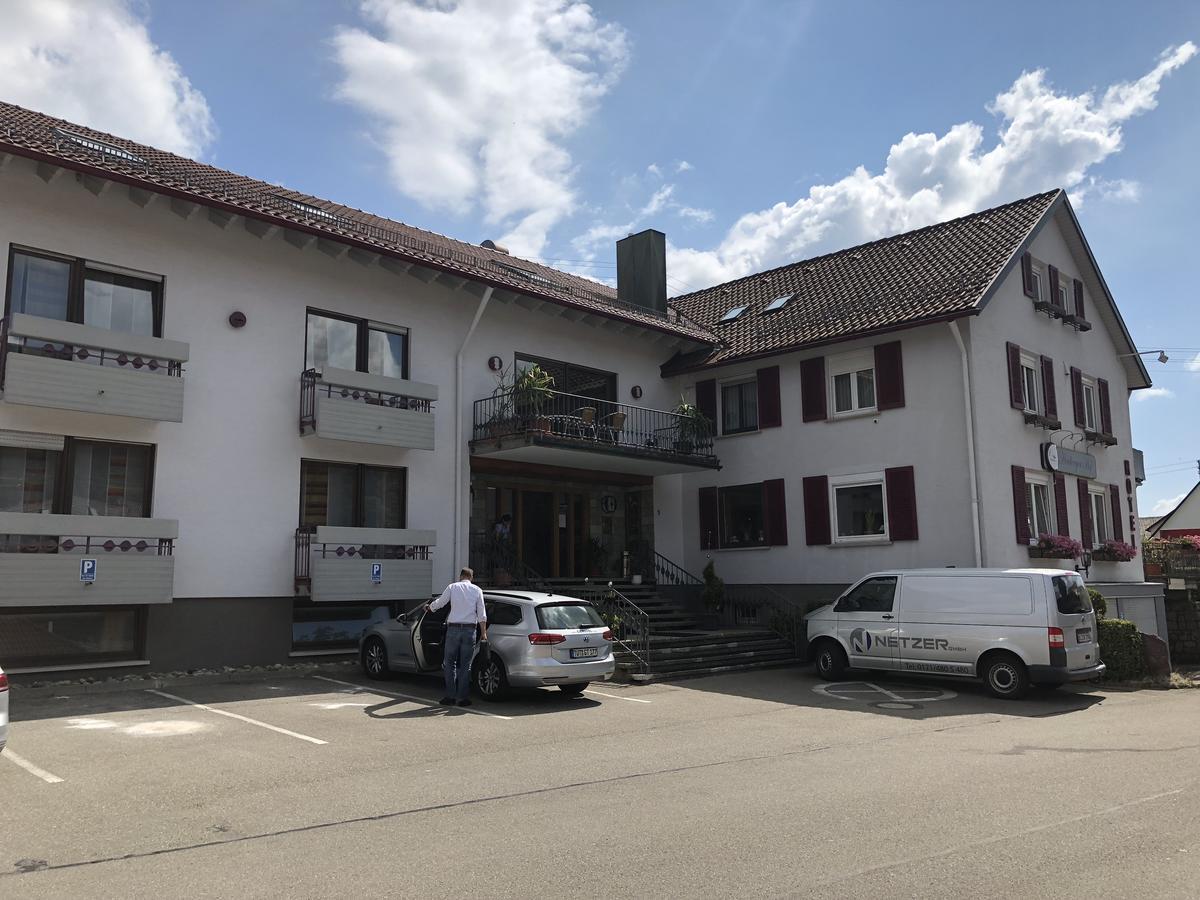 Hotel Heuberger Hof, Wehingen エクステリア 写真