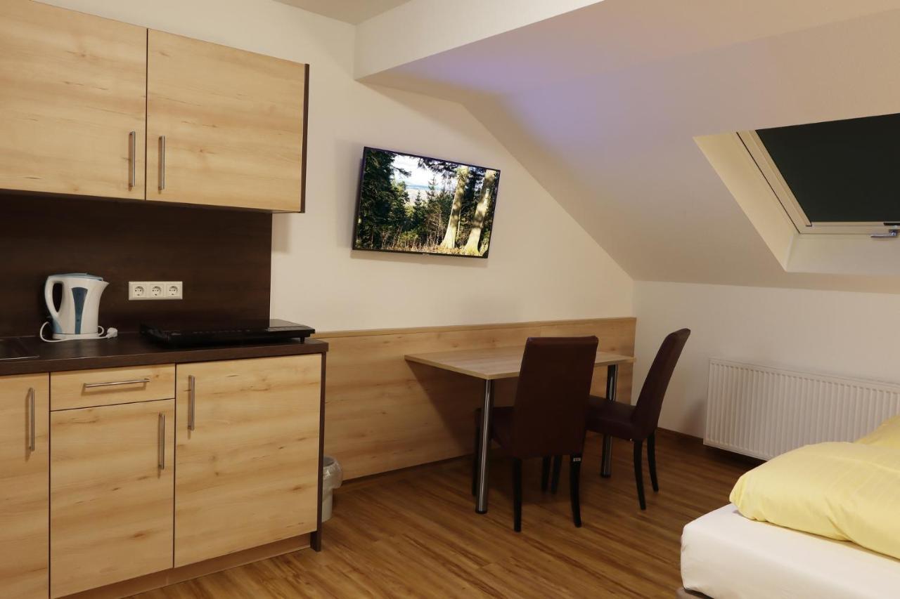 Hotel Heuberger Hof, Wehingen エクステリア 写真